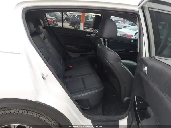 KNDPN3AC9J7387408 2018 KIA SPORTAGE - Image 8
