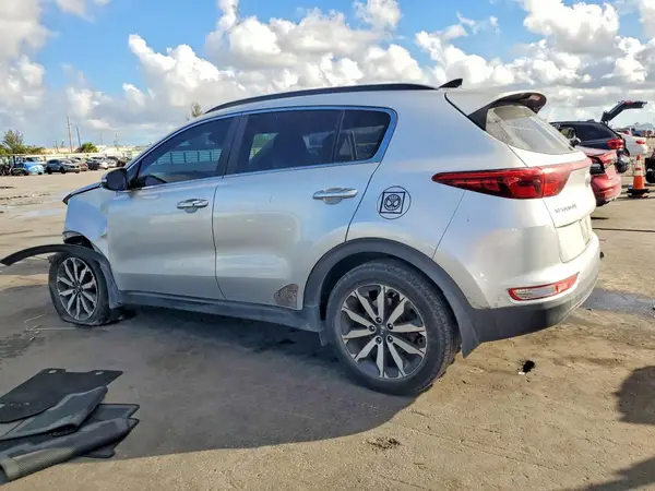 KNDPN3AC9J7421332 2018 KIA SPORTAGE - Image 2