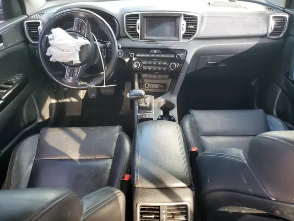 KNDPN3AC9J7421332 2018 KIA SPORTAGE - Image 8