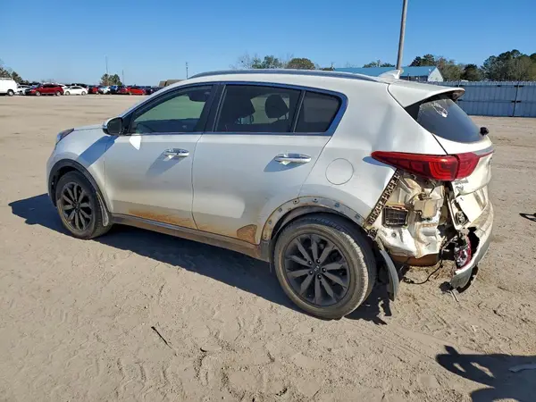 KNDPN3AC9J7473124 2018 KIA SPORTAGE - Image 2