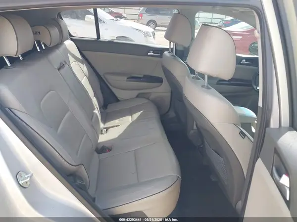 KNDPN3ACXH7286114 2017 KIA SPORTAGE - Image 8