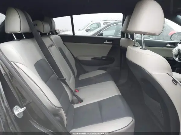KNDPN3ACXJ7465162 2018 KIA SPORTAGE - Image 8