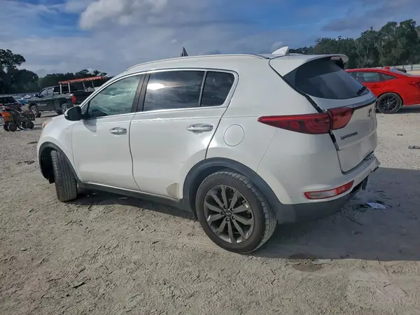 KNDPN3ACXJ7466084 2018 KIA SPORTAGE - Image 2