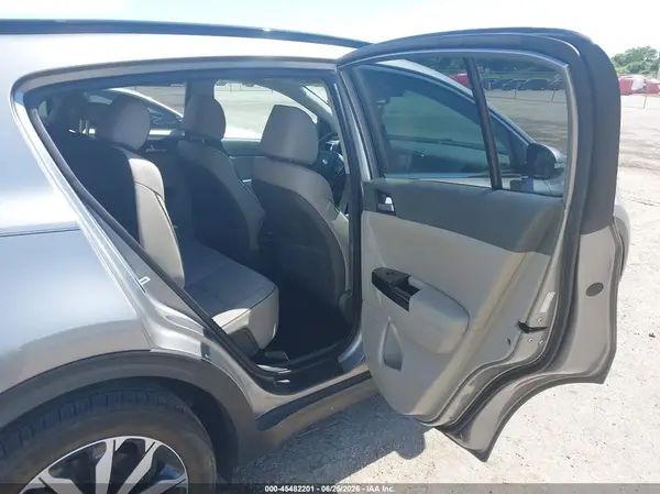 KNDPN3ACXK7577963 2019 KIA SPORTAGE - Image 8