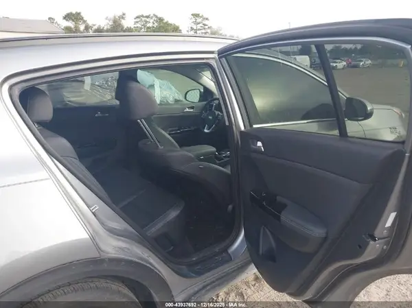 KNDPN3ACXN7995461 2022 KIA SPORTAGE - Image 8