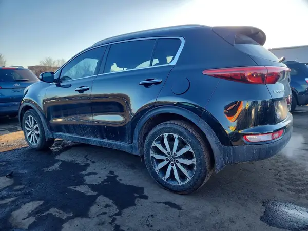 KNDPNCAC0H7056355 2017 KIA SPORTAGE - Image 2