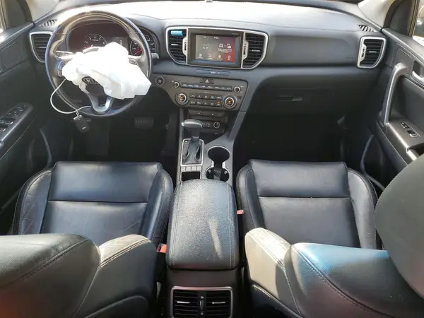 KNDPNCAC0H7079764 2017 KIA SPORTAGE - Image 8