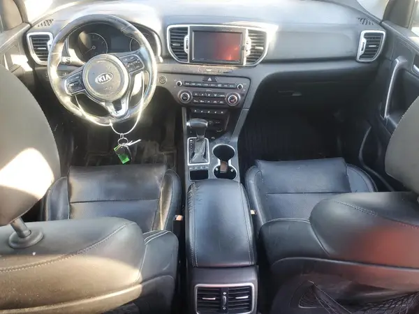 KNDPNCAC0H7105733 2017 KIA SPORTAGE - Image 8