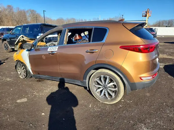 KNDPNCAC0H7144368 2017 KIA SPORTAGE - Image 2