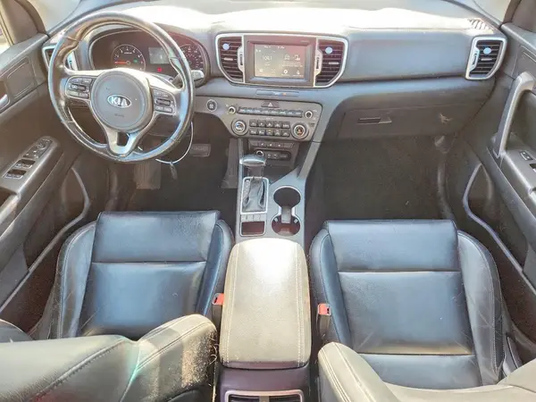 KNDPNCAC0H7150140 2017 KIA SPORTAGE - Image 8