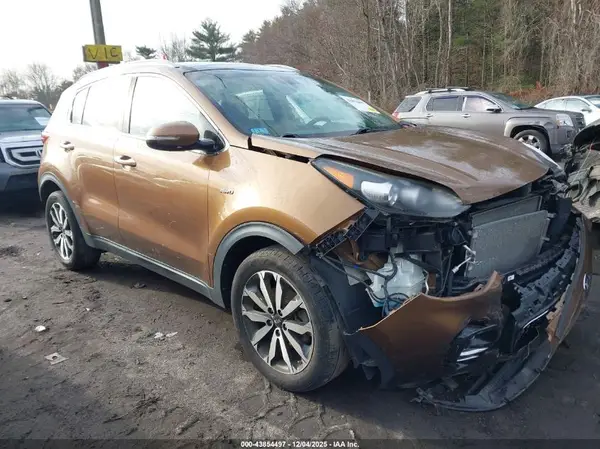 KNDPNCAC0H7182425 2017 KIA SPORTAGE - Image 1