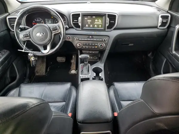 KNDPNCAC0H7235964 2017 KIA SPORTAGE - Image 8