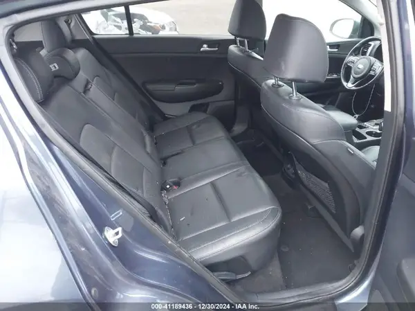 KNDPNCAC0H7272352 2017 KIA SPORTAGE - Image 8