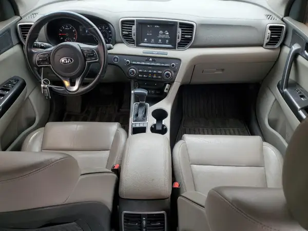 KNDPNCAC0H7286042 2017 KIA SPORTAGE - Image 8