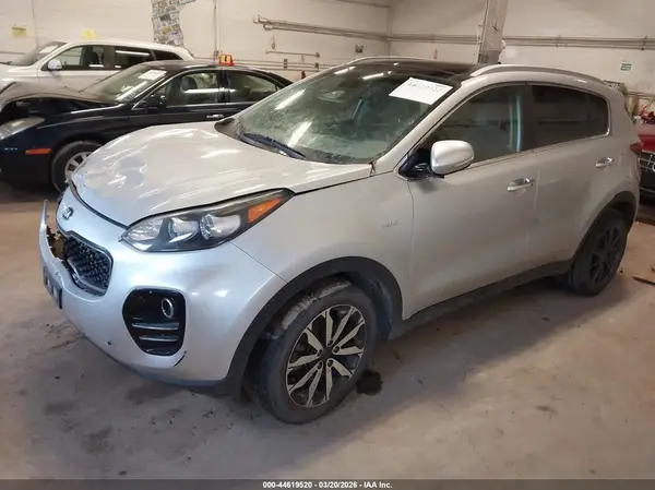 KNDPNCAC0H7290222 2017 KIA SPORTAGE - Image 2