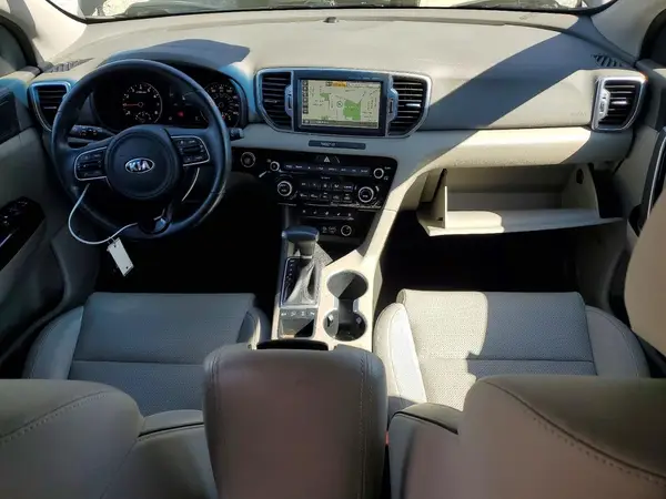 KNDPNCAC0J7328358 2018 KIA SPORTAGE - Image 8
