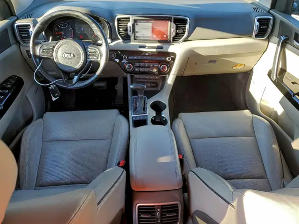 KNDPNCAC0J7363028 2018 KIA SPORTAGE - Image 8