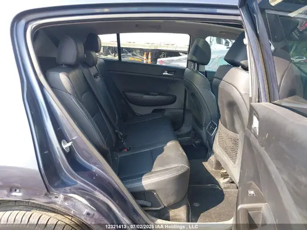 KNDPNCAC0J7367323 2018 KIA SPORTAGE - Image 8