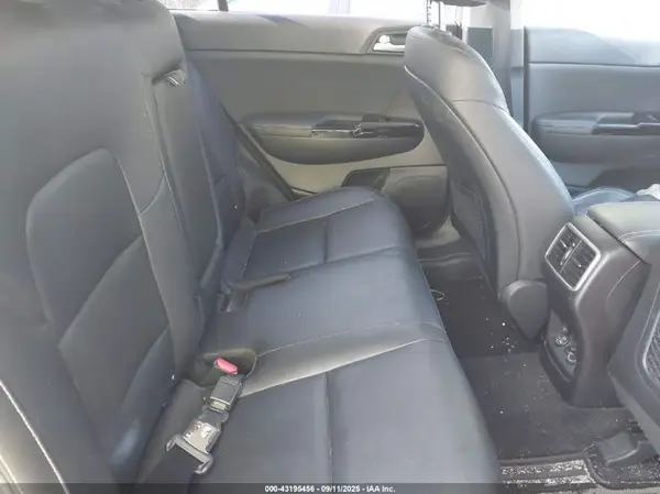 KNDPNCAC0J7378192 2018 KIA SPORTAGE - Image 8