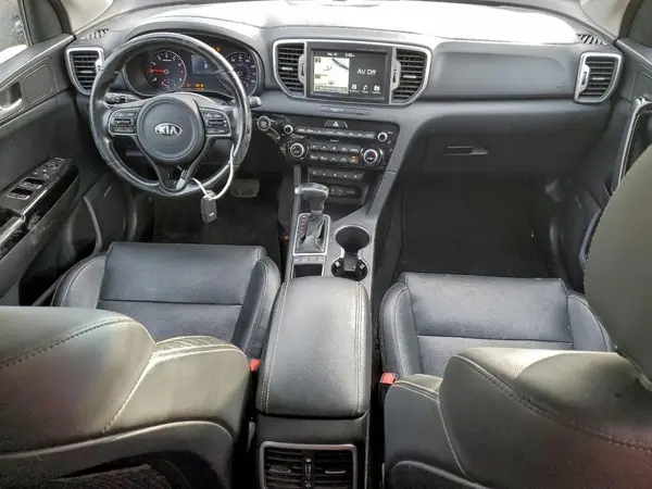 KNDPNCAC0J7404953 2018 KIA SPORTAGE - Image 8