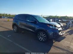 KNDPNCAC0J7405780 2018 KIA SPORTAGE