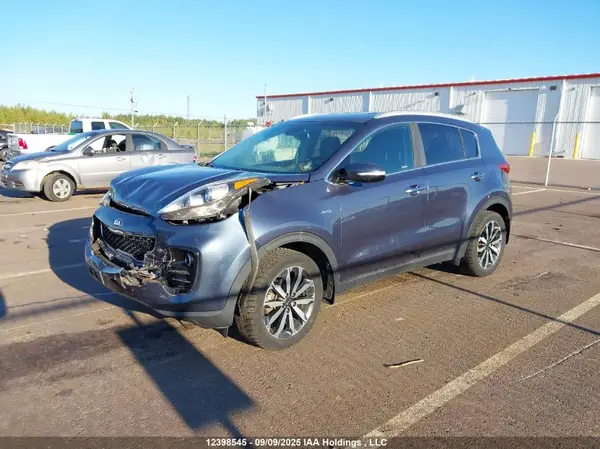 KNDPNCAC0J7405780 2018 KIA SPORTAGE - Image 2
