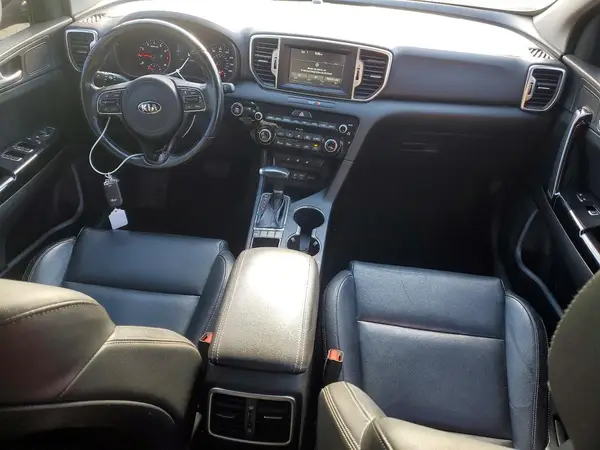 KNDPNCAC0J7418500 2018 KIA SPORTAGE - Image 8
