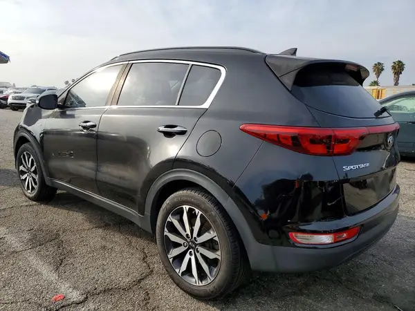 KNDPNCAC0J7433918 2018 KIA SPORTAGE - Image 2