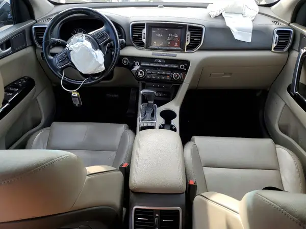 KNDPNCAC0J7433918 2018 KIA SPORTAGE - Image 8