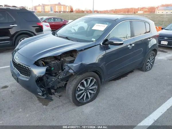 KNDPNCAC0J7490247 2018 KIA SPORTAGE - Image 2