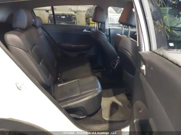 KNDPNCAC0K7540775 2019 KIA SPORTAGE - Image 8