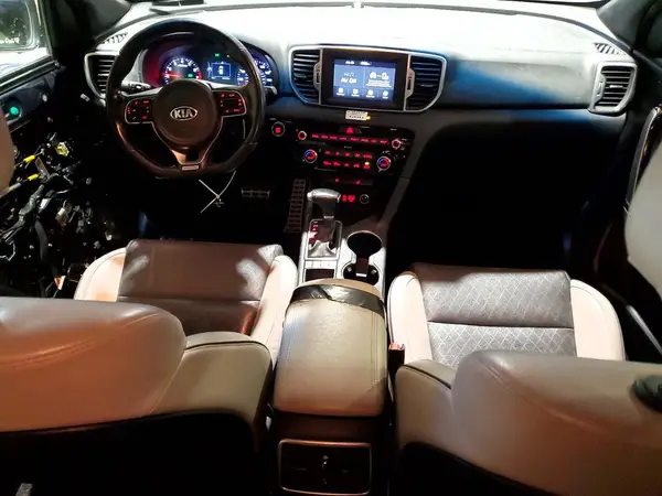 KNDPNCAC0K7546320 2019 KIA SPORTAGE - Image 8