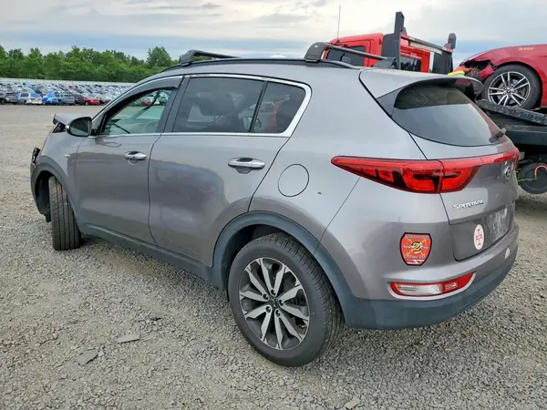 KNDPNCAC0K7549556 2019 KIA SPORTAGE - Image 2