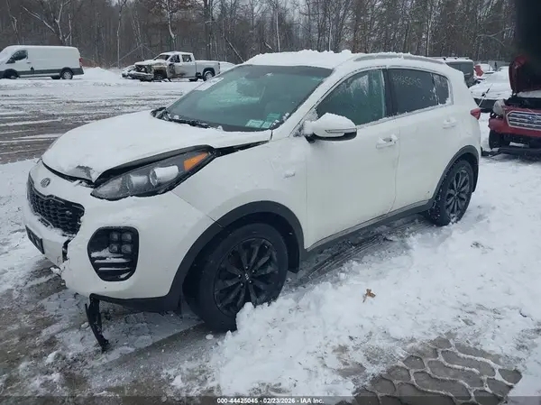 KNDPNCAC0K7576384 2019 KIA SPORTAGE - Image 2