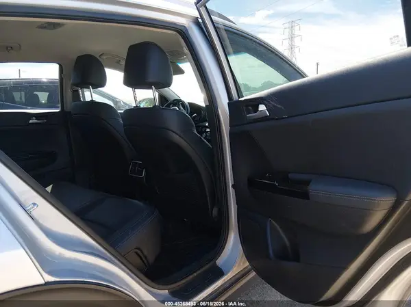 KNDPNCAC0K7592097 2019 KIA SPORTAGE - Image 8