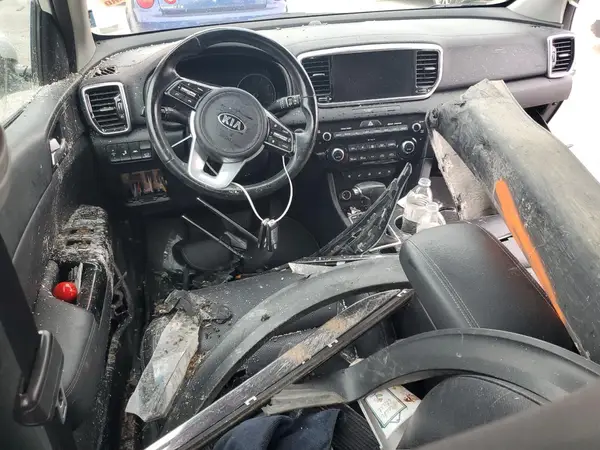 KNDPNCAC0L7760418 2020 KIA SPORTAGE - Image 8