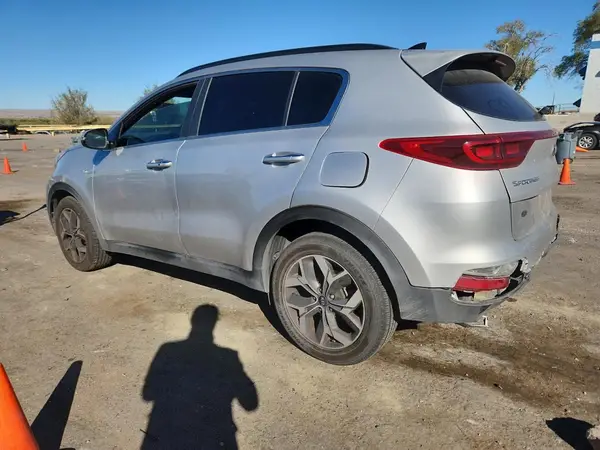 KNDPNCAC0N7960055 2022 KIA SPORTAGE - Image 2