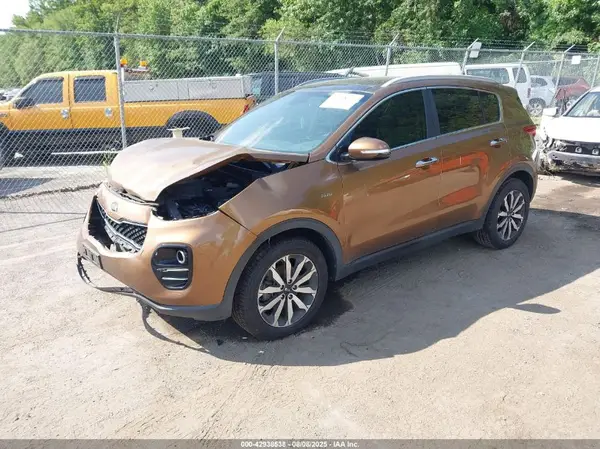 KNDPNCAC1H7056641 2017 KIA SPORTAGE - Image 2