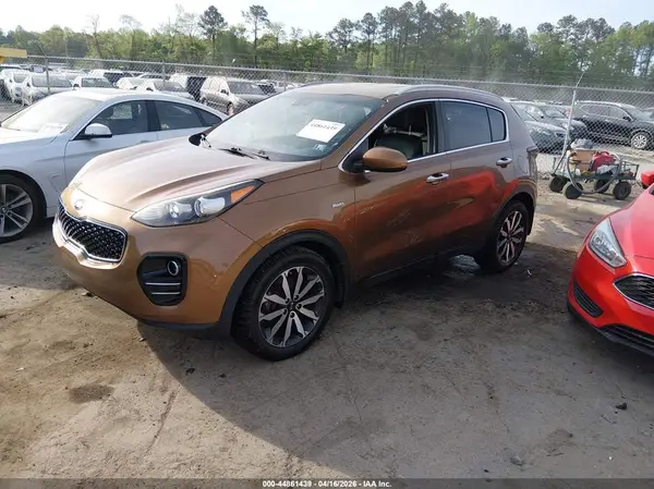 KNDPNCAC1H7106728 2017 KIA SPORTAGE - Image 2