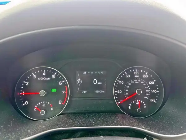 KNDPNCAC1H7115753 2017 KIA SPORTAGE - Image 8