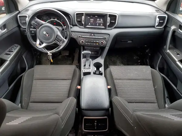 KNDPNCAC1H7128051 2017 KIA SPORTAGE - Image 8