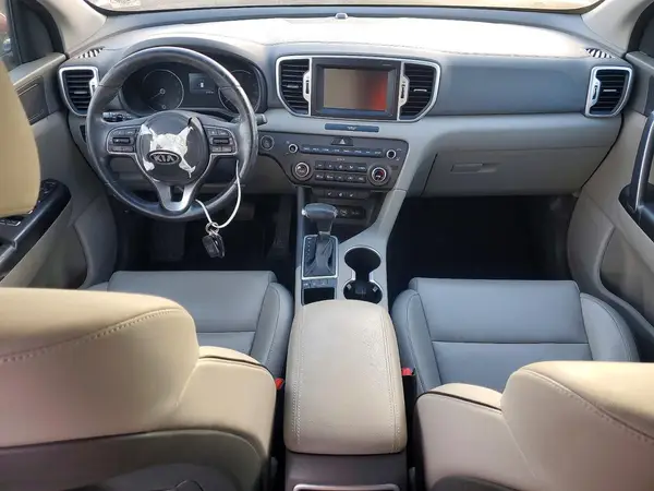 KNDPNCAC1H7167397 2017 KIA SPORTAGE - Image 8