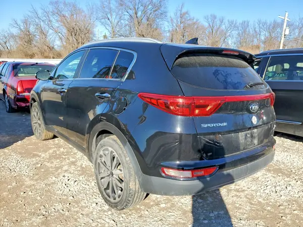 KNDPNCAC1H7185186 2017 KIA SPORTAGE - Image 2