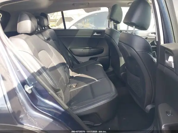 KNDPNCAC1H7229431 2017 KIA SPORTAGE - Image 8