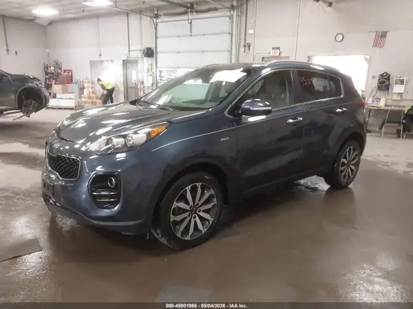 KNDPNCAC1H7235553 2017 KIA SPORTAGE - Image 2