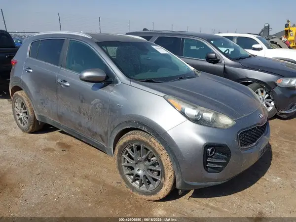 KNDPNCAC1H7253051 2017 KIA SPORTAGE - Image 1