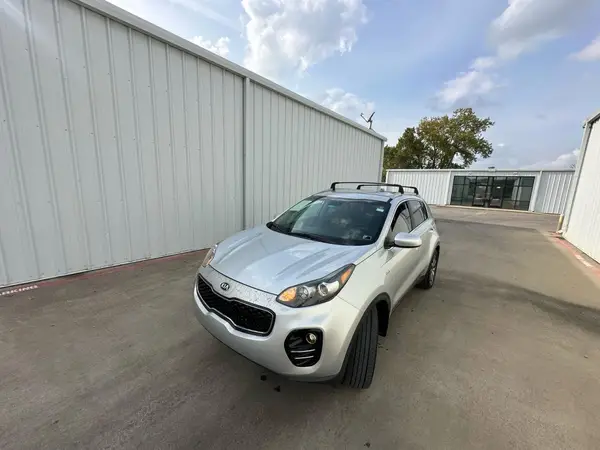 KNDPNCAC1H7255219 2017 KIA SPORTAGE - Image 2