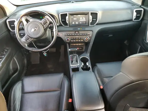 KNDPNCAC1H7274790 2017 KIA SPORTAGE - Image 8