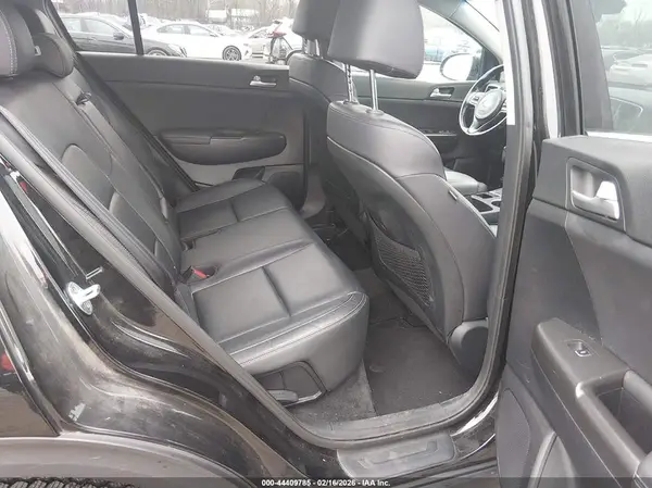KNDPNCAC1H7277821 2017 KIA SPORTAGE - Image 8