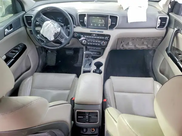 KNDPNCAC1J7322570 2018 KIA SPORTAGE - Image 8